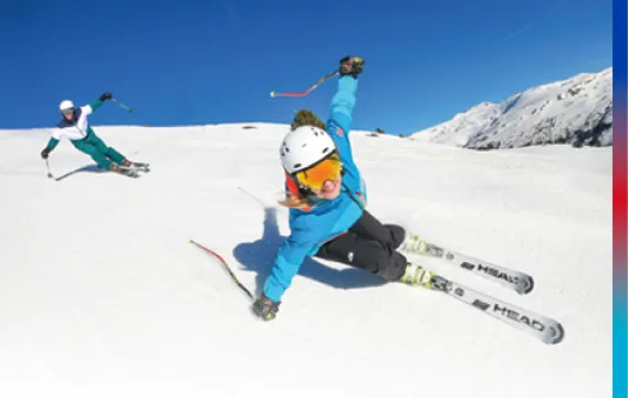 esquiadores en pistas